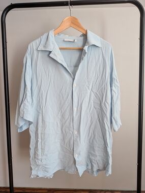 Weekday Men's Light Blue Lightweight Button-Up Shirt